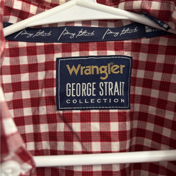 Men’s Wrangler George Strait Button up - Picture 2 of 3